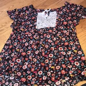 Cute flower print blouse